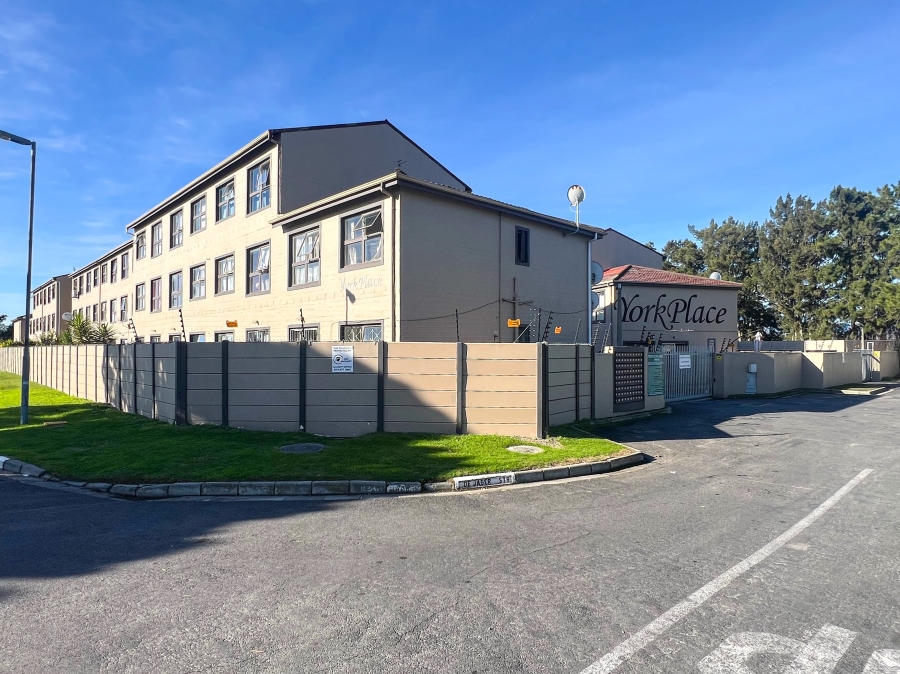 To Let 2 Bedroom Property for Rent in Windsor Park Western Cape